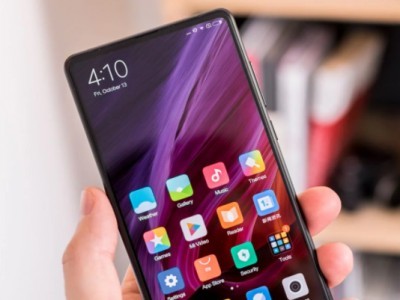Xiaomi Mi7 показали со всех сторон